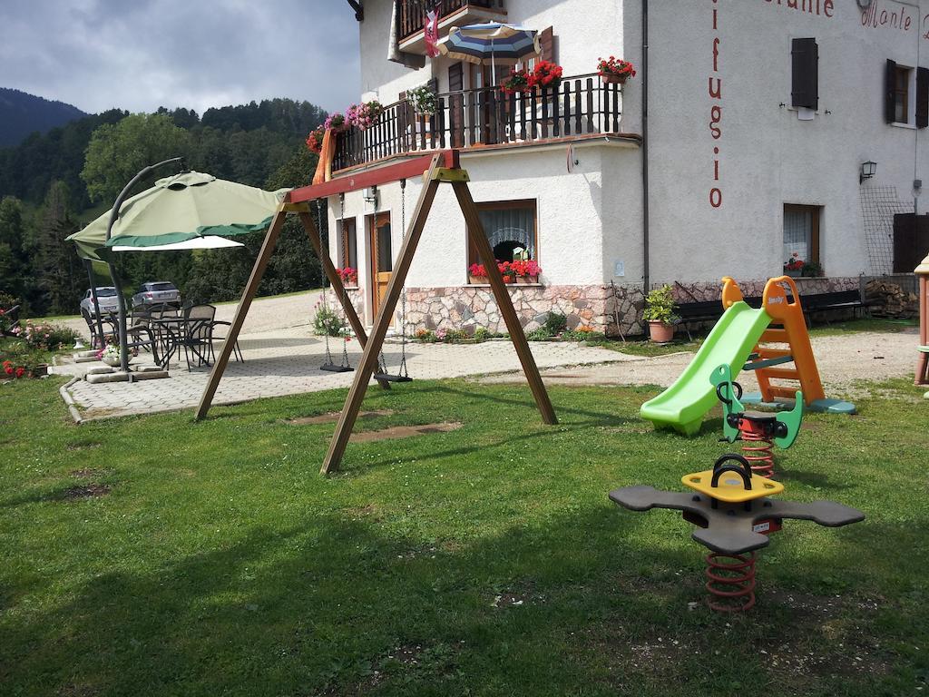 Hotel Rifugio Monte Baldo Avio Habitación foto