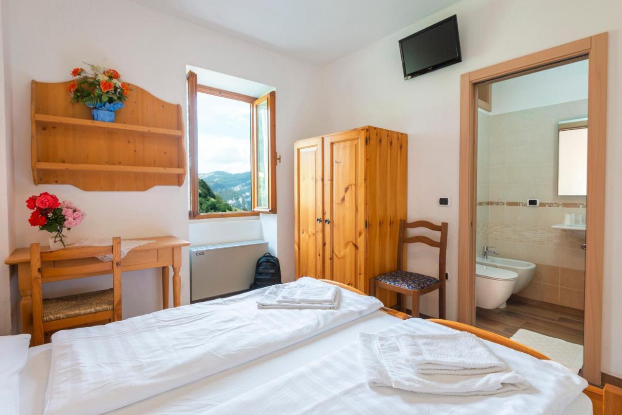 Hotel Rifugio Monte Baldo Avio Exterior foto